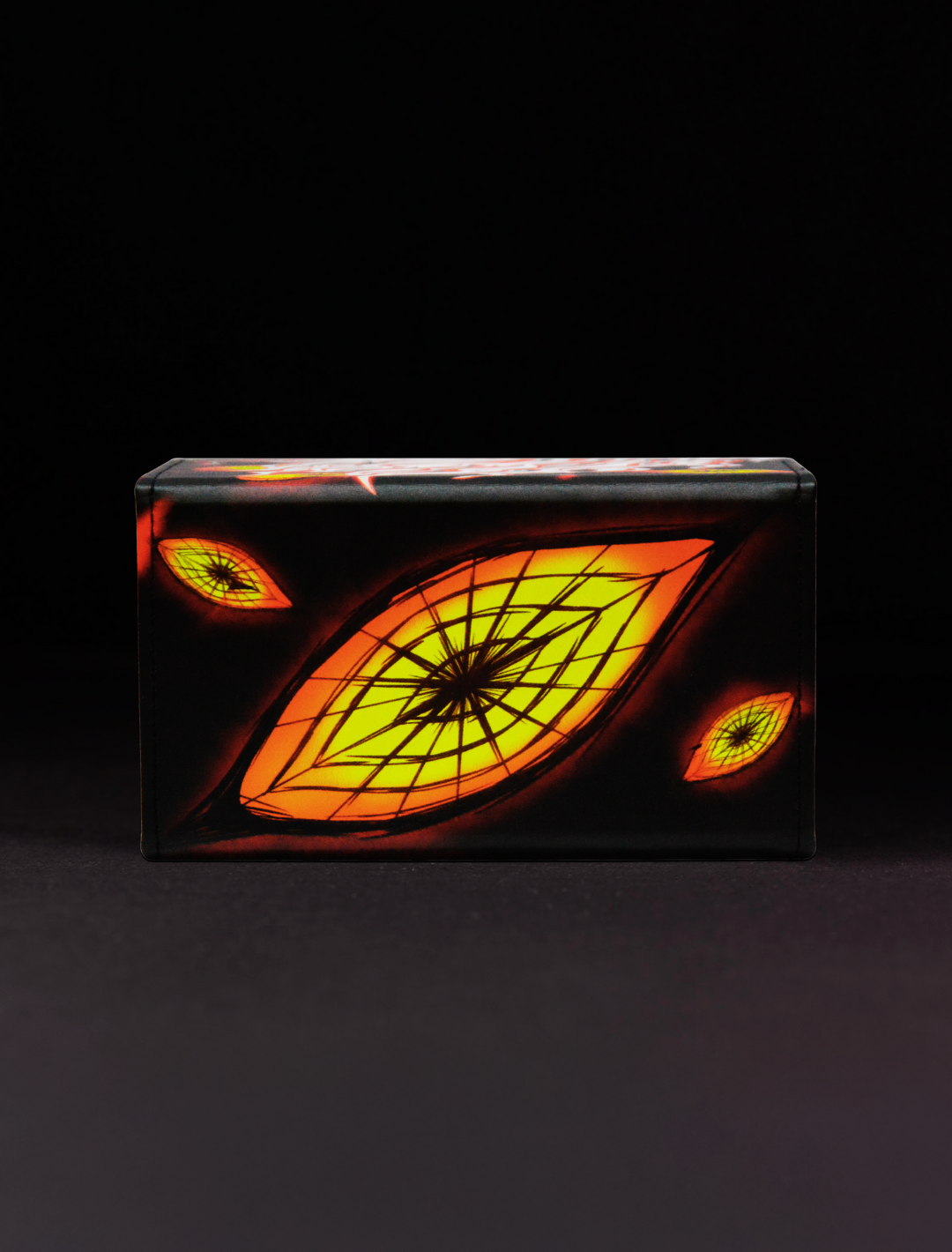 The Occultist Deckbox + Free Limited Metal Pin