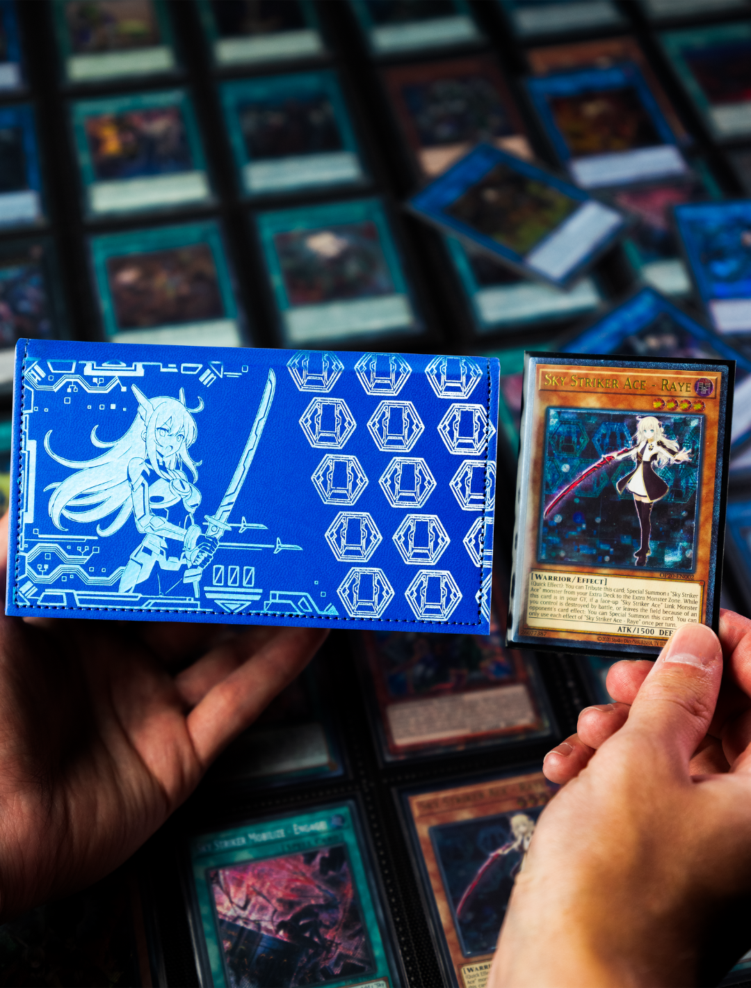 Sky Strikers Version 1 - Deckbox
