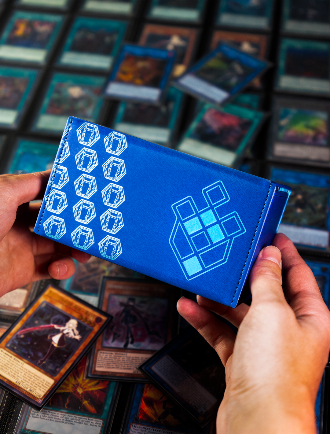 Sky Strikers Version 1 - Deckbox
