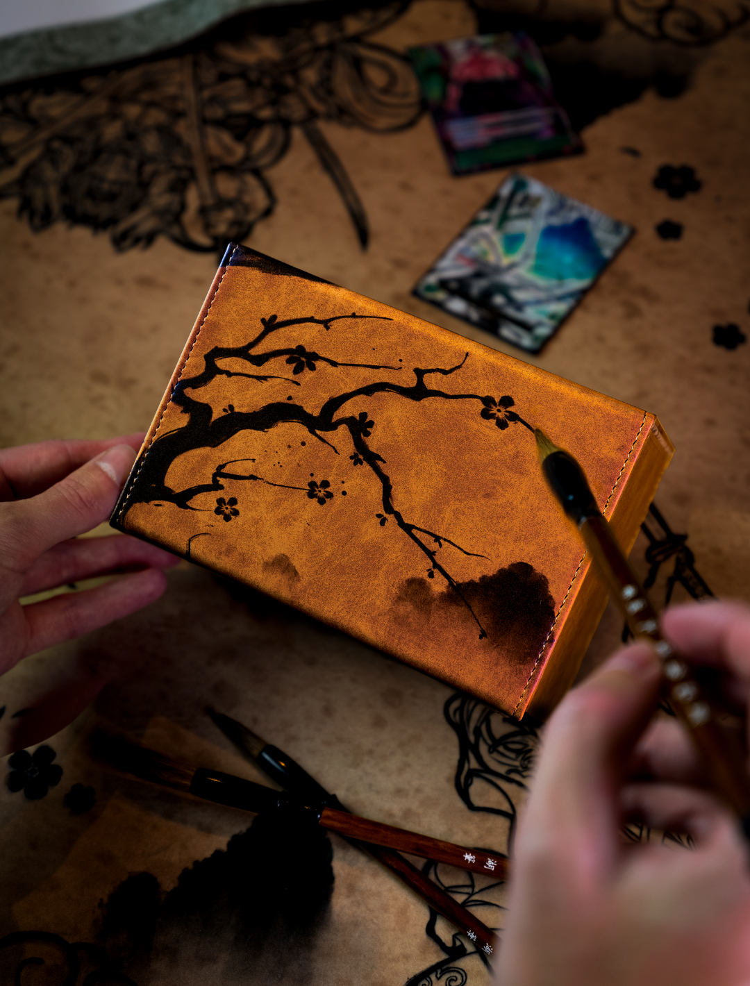 Old Japan Pirate Hunter Deckbox
