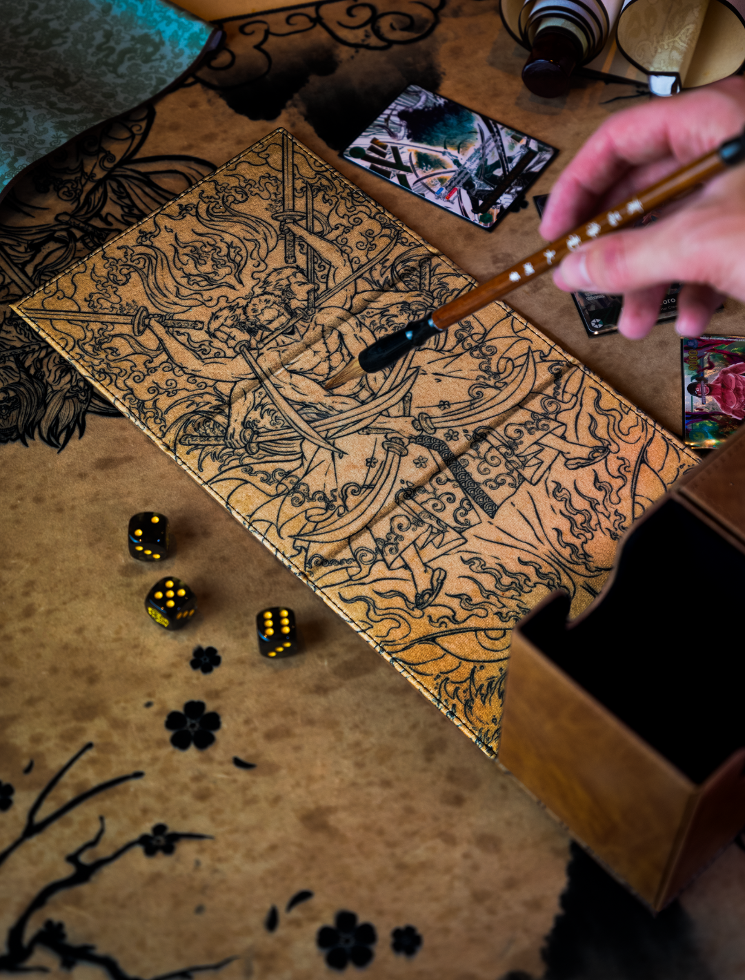 Old Japan Pirate Hunter Deckbox