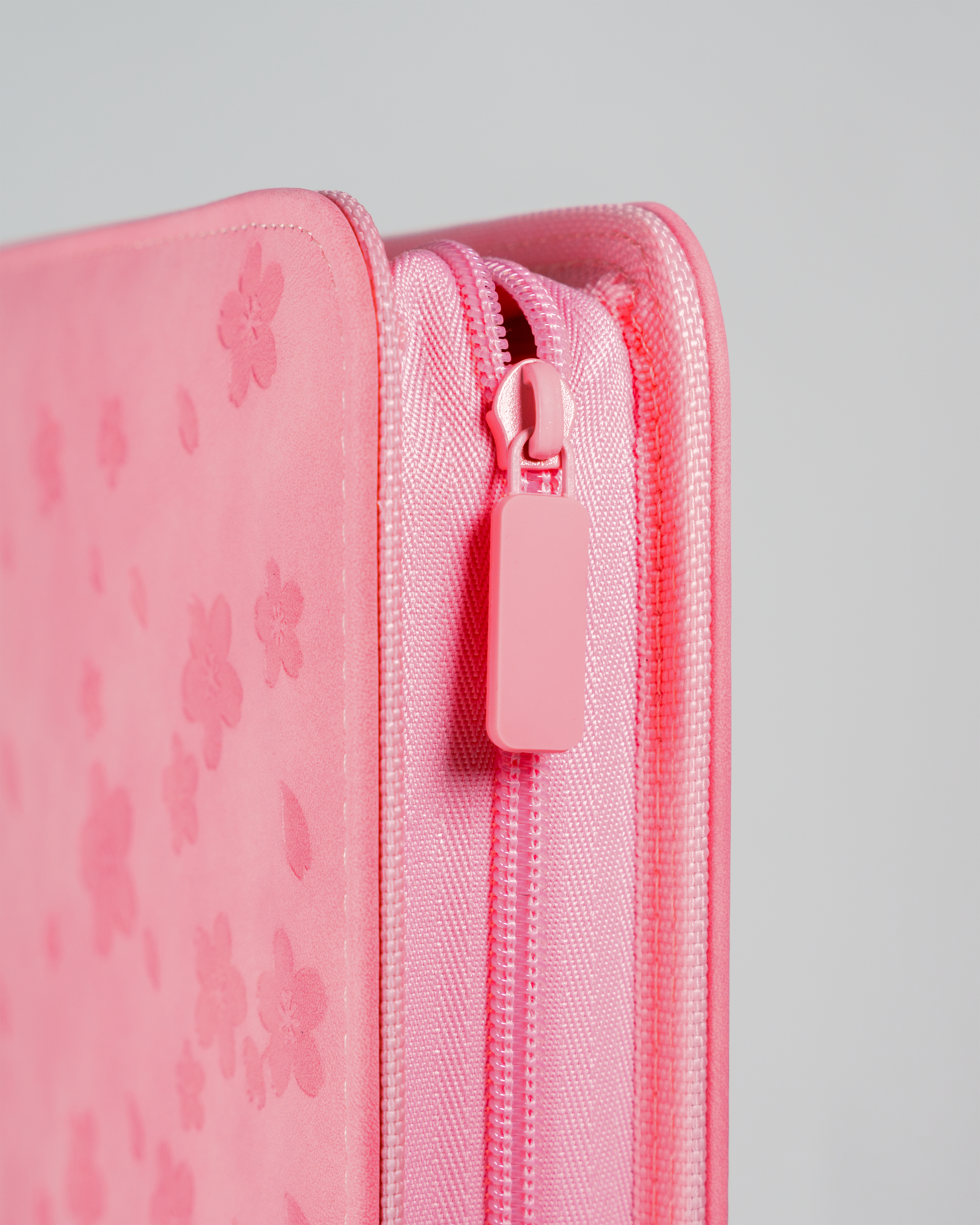 Cherry Blossom - Toploader Trading Card Binder